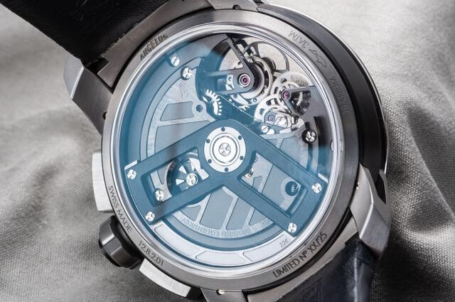 Built for the Deep: Understanding the Craftsmanship of Mechanical Dive Watches(图2)