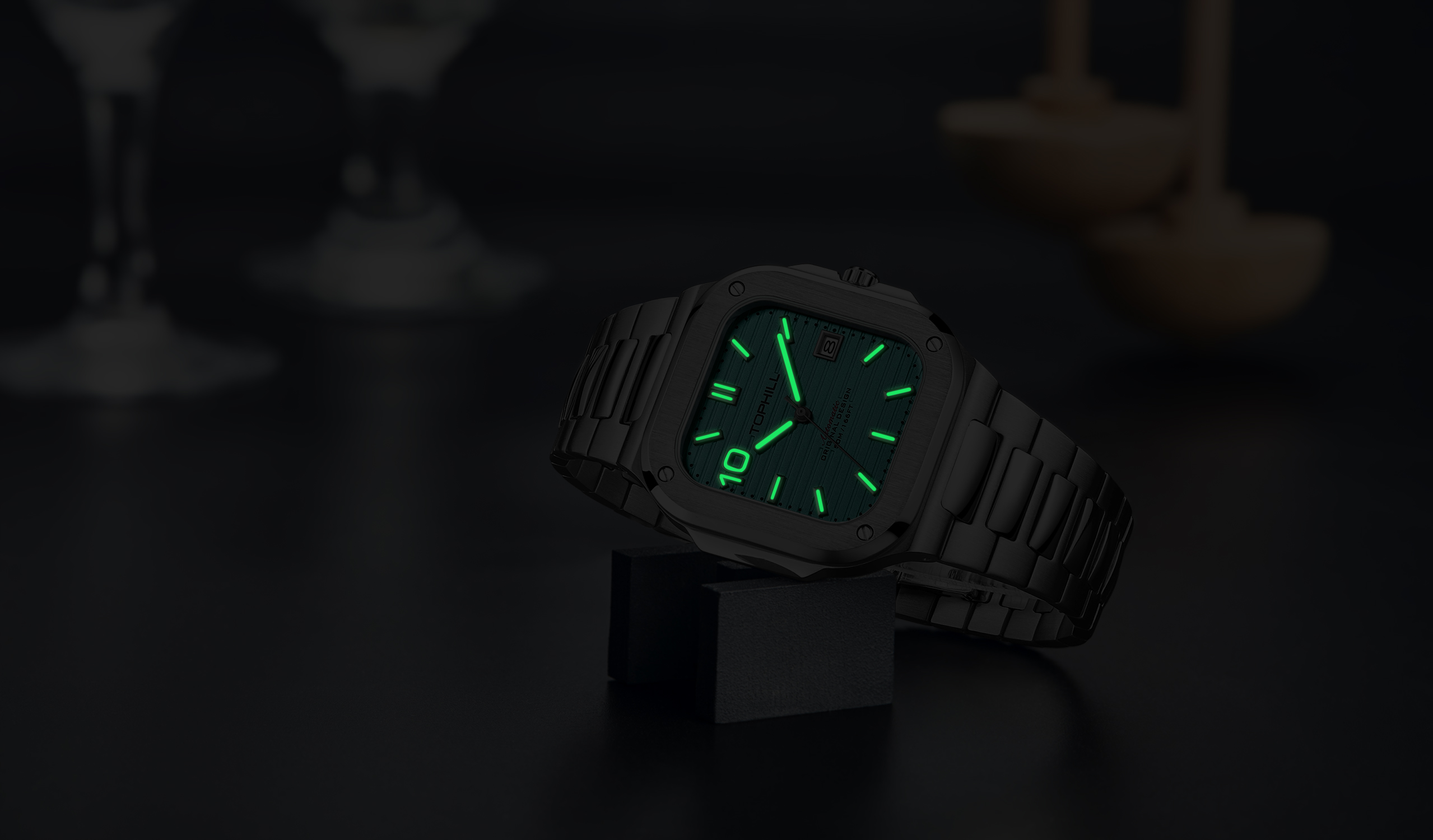 underwater luminous watch Why Do Divers Prefer an Underwater Luminous Watch Over Standard Models?(图3)